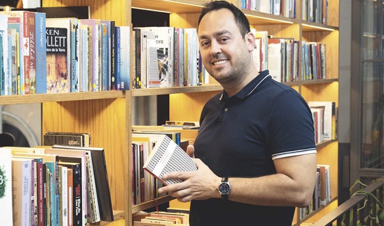 “Kitap okumak benim için bir ihtiyaç” “Kitap okumak benim için bir ihtiyaç”
