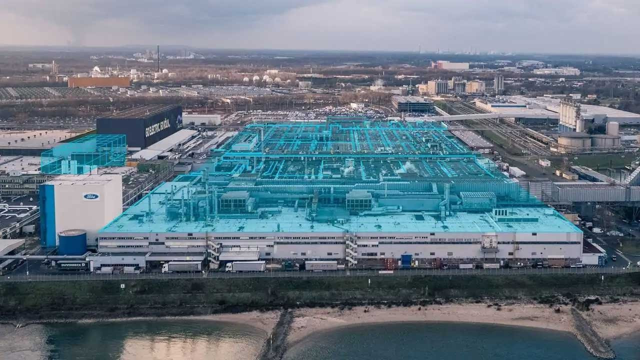 Otomobil devinin tarihi fabrikasında şok! 100. yıldönümünü kutladı, 1.000 kişiyi işten çıkarıyor