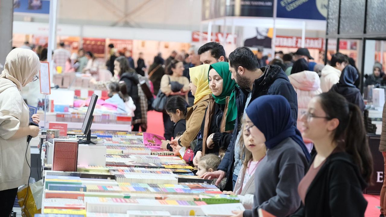 Diyarbakır 9. Kitap Fuarı, kitapseverleri 9 gün boyunca ağırlayacak Diyarbakır 9. Kitap Fuarı, kitapseverleri 9 gün boyunca ağırlayacak